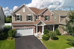 1032 Blazing Star St, South Elgin, IL 60177 - Photo 2