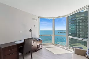 195 N Harbor Dr, Chicago, IL 60601 - Photo 26