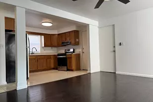 5700 W Montrose Ave, Chicago, IL 60634 - Photo 4
