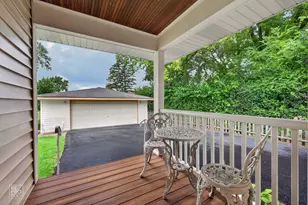 606 Banbury Ct, Roselle, IL 60172 - Photo 22