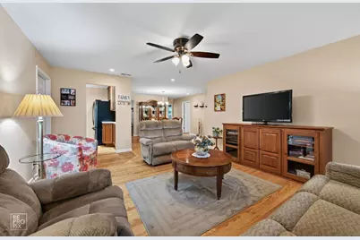 606 Banbury Court, Roselle, IL 60172 - Photo 14