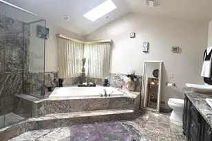 683 Primrose Ln, Matteson, IL 60443 - Photo 12