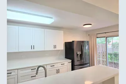 168 Holmes Way, Schaumburg, IL 60193 - Photo 8