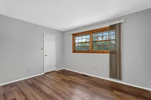 815 Blackhawk Dr, University Park, IL 60484 - Photo 16