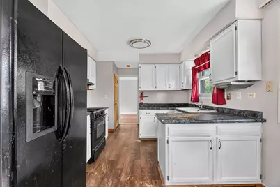 815 Blackhawk Drive, University Park, IL 60484 - Photo 6