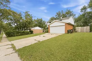 815 Blackhawk Dr, University Park, IL 60484 - Photo 34