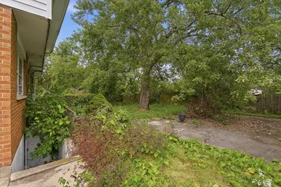 815 Blackhawk Drive, University Park, IL 60484 - Photo 32