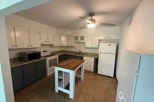 1023 Shagbark Ct, New Lenox, IL 60451 - Photo 2