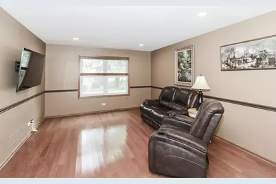 1324 Nantucket Court, Carol Stream, IL 60188 - Photo 14