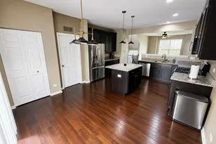 10535 W 154th Pl, Orland Park, IL 60462 - Photo 8