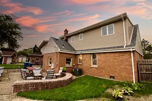 11555 S Lee Rd, Alsip, IL 60803 - Photo 32