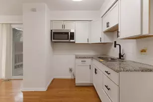 12109 S Indiana Ave, Chicago, IL 60628 - Photo 12