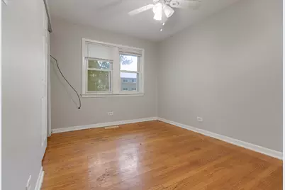 12109 S Indiana Avenue, Chicago, IL 60628 - Photo 16