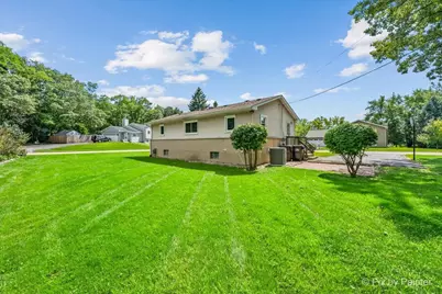 239 Vista Road, Lake Zurich, IL 60047 - Photo 24