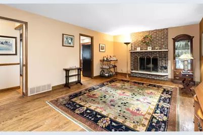 1937 Nottingham Lane, Wheaton, IL 60189 - Photo 8
