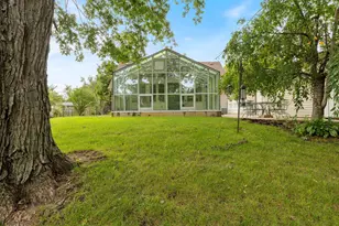 1937 Nottingham Ln, Wheaton, IL 60189 - Photo 30