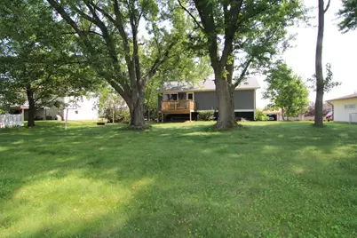 212 Valley View Drive, Orangeville, IL 61060 - Photo 4