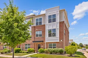2961 Reflection Dr, Naperville, IL 60564 - Photo 1