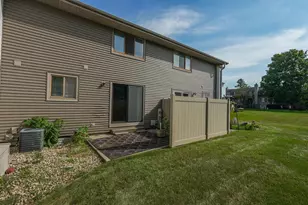 10 Briarcliff Ct, Bourbonnais, IL 60914 - Photo 22