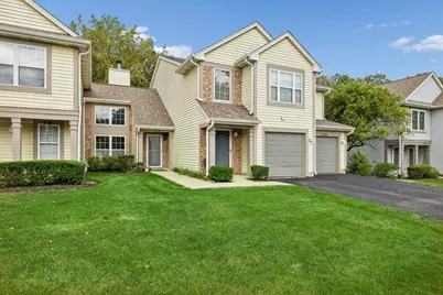 17116 W Cunningham Court, Libertyville, IL 60048 - Photo 2