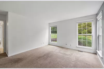 17116 W Cunningham Court, Libertyville, IL 60048 - Photo 12