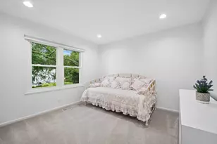 809 W Kingsley Dr, Arlington Heights, IL 60004 - Photo 20