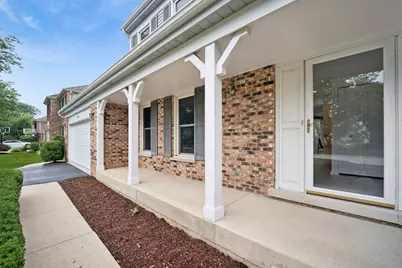 809 W Kingsley Drive, Arlington Heights, IL 60004 - Photo 2