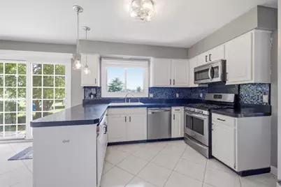 635 N Brookdale Drive, Schaumburg, IL 60194 - Photo 4