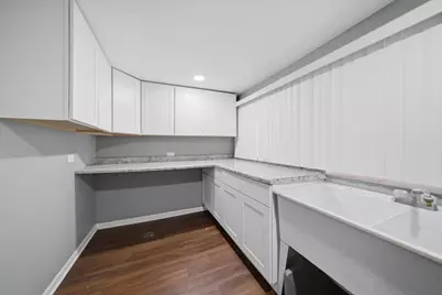 2240 Highland Avenue, Berwyn, IL 60402 - Photo 12