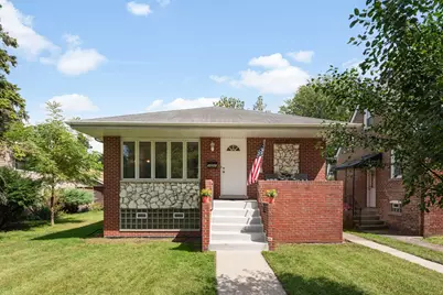14241 S Mackinaw Avenue, Burnham, IL 60633 - Photo 2
