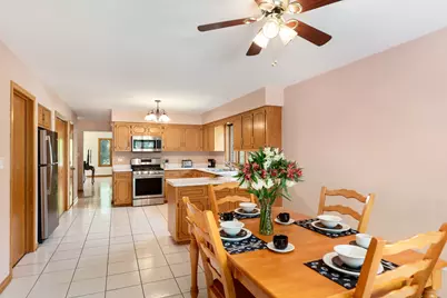14241 S Mackinaw Avenue, Burnham, IL 60633 - Photo 12