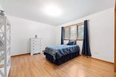 14241 S Mackinaw Avenue, Burnham, IL 60633 - Photo 8