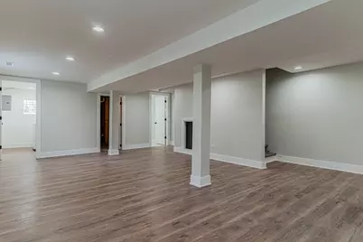 9207 S Greenwood Avenue, Chicago, IL 60619 - Photo 24