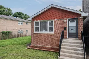 9207 S Greenwood Ave, Chicago, IL 60619 - Photo 4