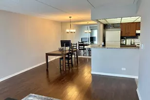 375 Plum Creek Dr, Wheeling, IL 60090 - Photo 14