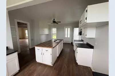2295 170th Avenue, Reynolds, IL 61279 - Photo 10