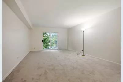 1 Oak Creek Drive #2303, Buffalo Grove, IL 60089 - Photo 4
