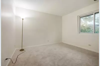 1 Oak Creek Drive #2303, Buffalo Grove, IL 60089 - Photo 10