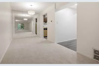 1 Oak Creek Drive #2303, Buffalo Grove, IL 60089 - Photo 22