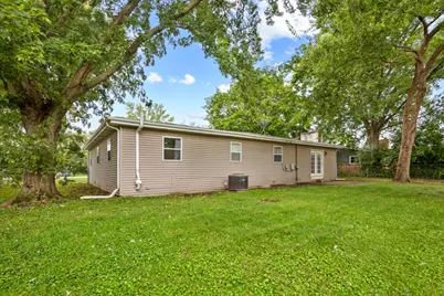 110 Bay Road, McHenry, IL 60051 - Photo 22