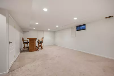 110 Bay Road, McHenry, IL 60051 - Photo 20