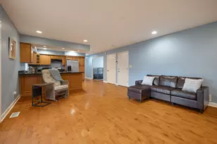 110 Bay Rd, McHenry, IL 60051 - Photo 10