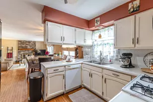 793 Santa Fe Ct, Carol Stream, IL 60188 - Photo 10