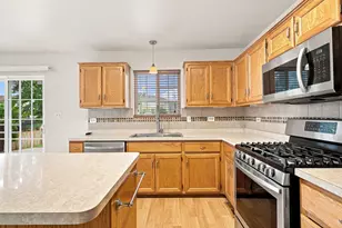 2202 Mulberry Rd, Joliet, IL 60432 - Photo 6