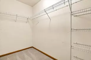 570 W Kristina Ln, Round Lake, IL 60073 - Photo 20