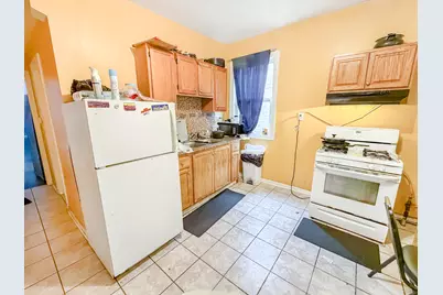 3220 W 65th Place, Chicago, IL 60629 - Photo 10
