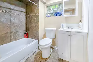 3220 W 65th Pl, Chicago, IL 60629 - Photo 8