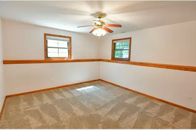 42886 N Washington Avenue, Winthrop Harbor, IL 60096 - Photo 16