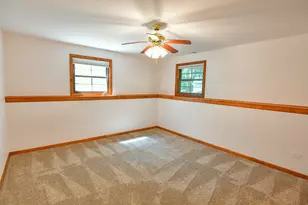 42886 N Washington Ave, Winthrop Harbor, IL 60096 - Photo 16