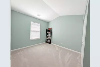 208 Wildflower Street, Des Plaines, IL 60016 - Photo 16